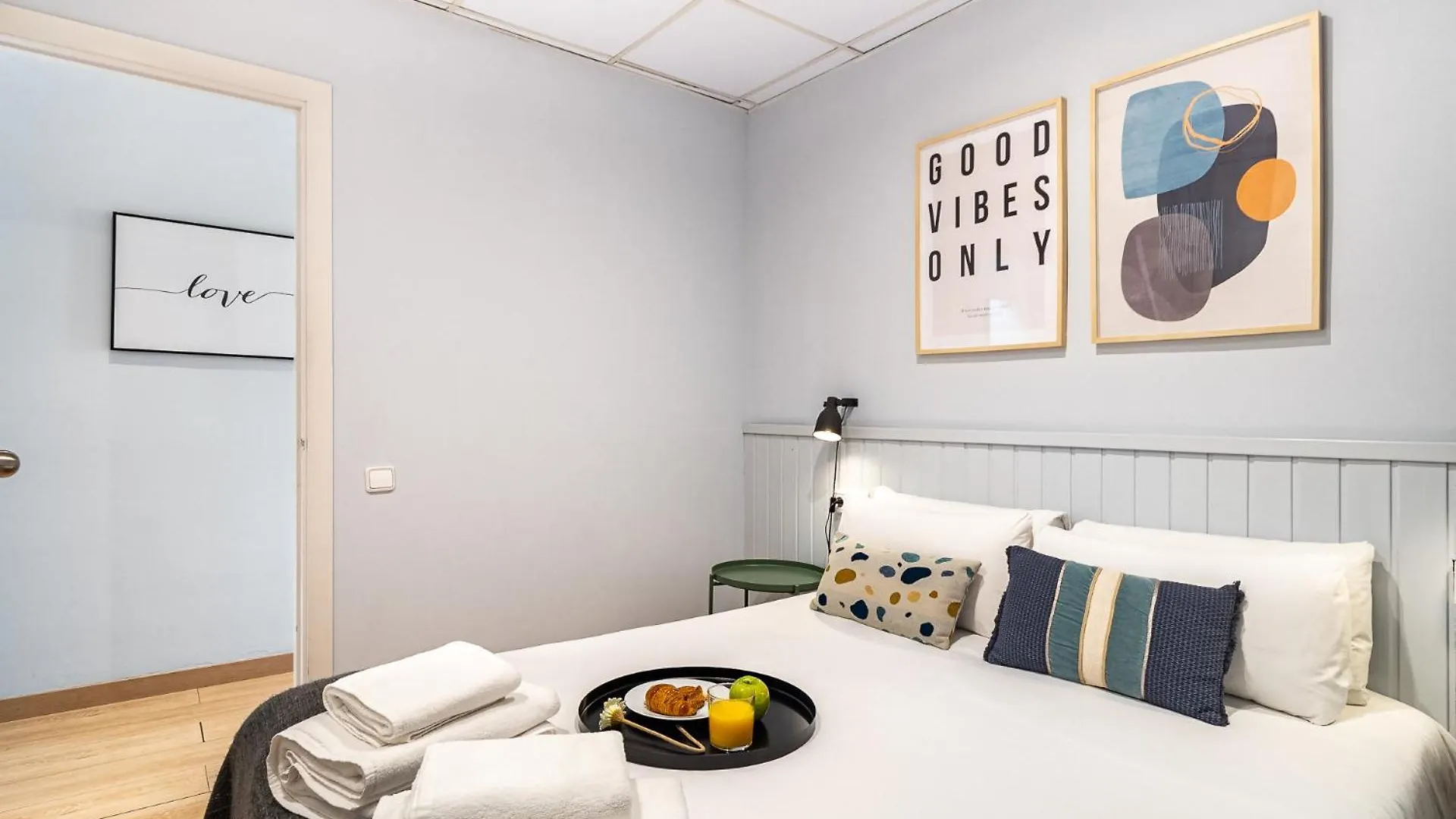 Flaugier Apartment Near Sagrada Familia Barcelona
