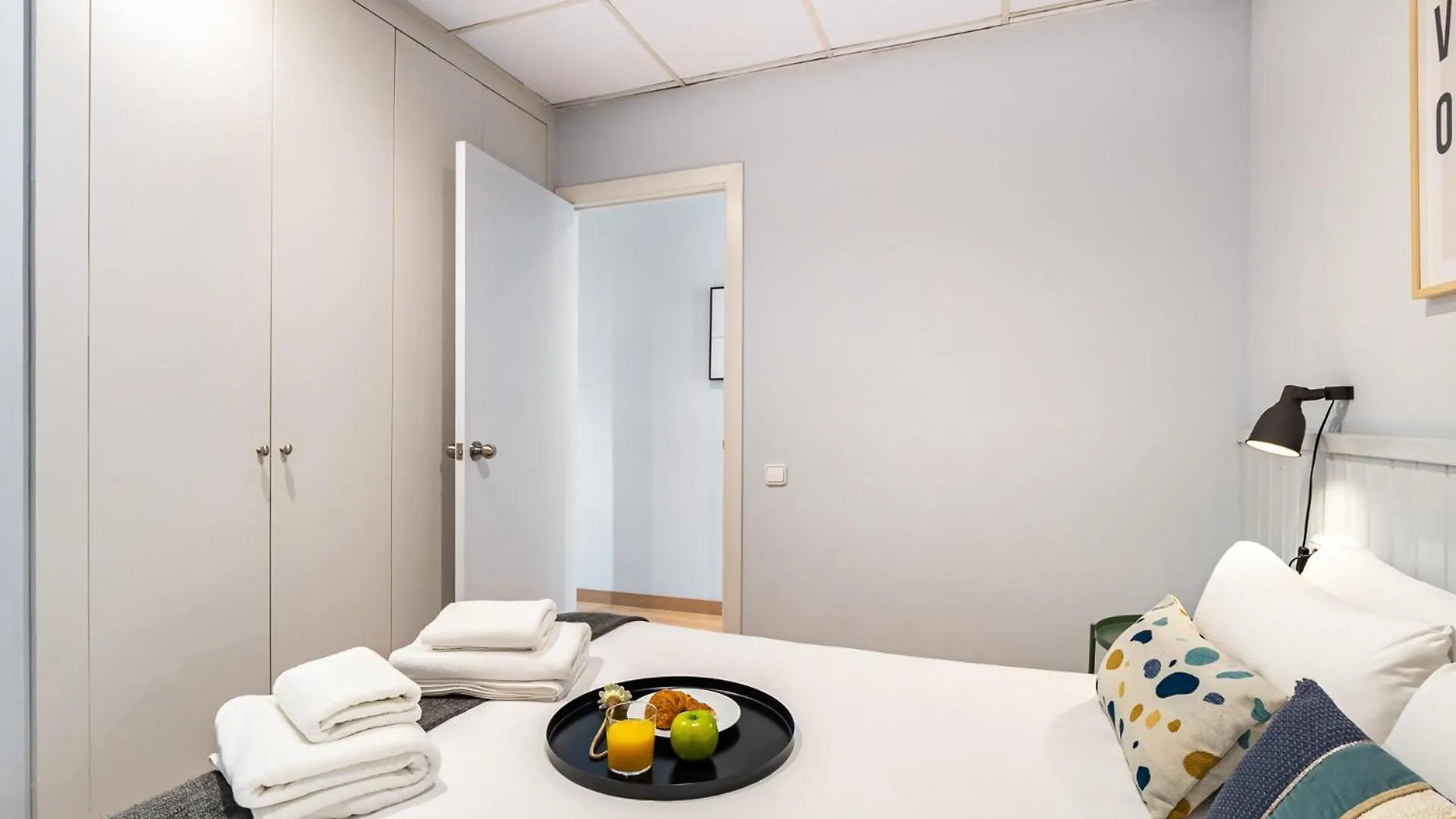 Flaugier Apartment Near Sagrada Familia Barcelona