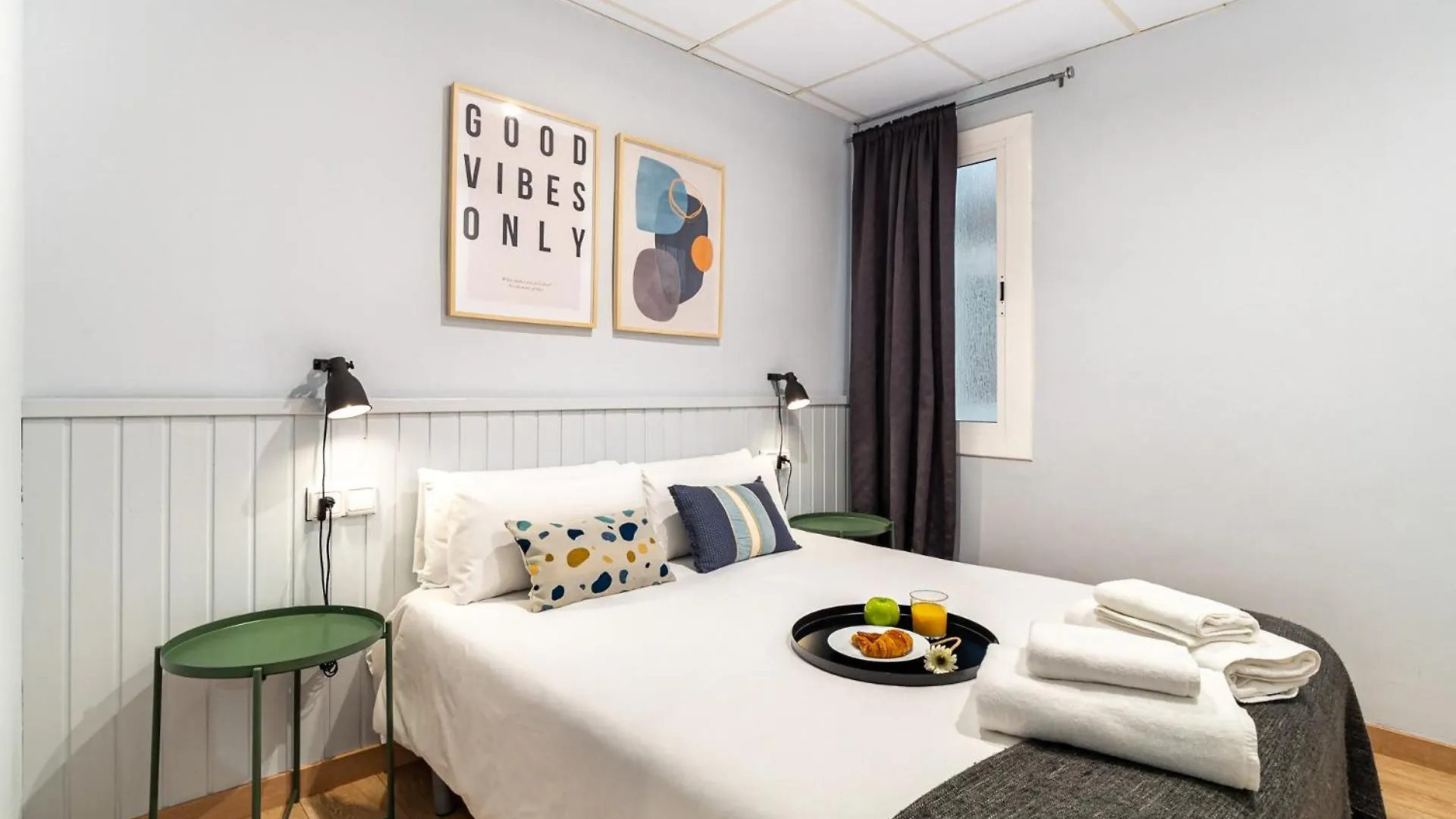 Flaugier Apartment Near Sagrada Familia Barcelona