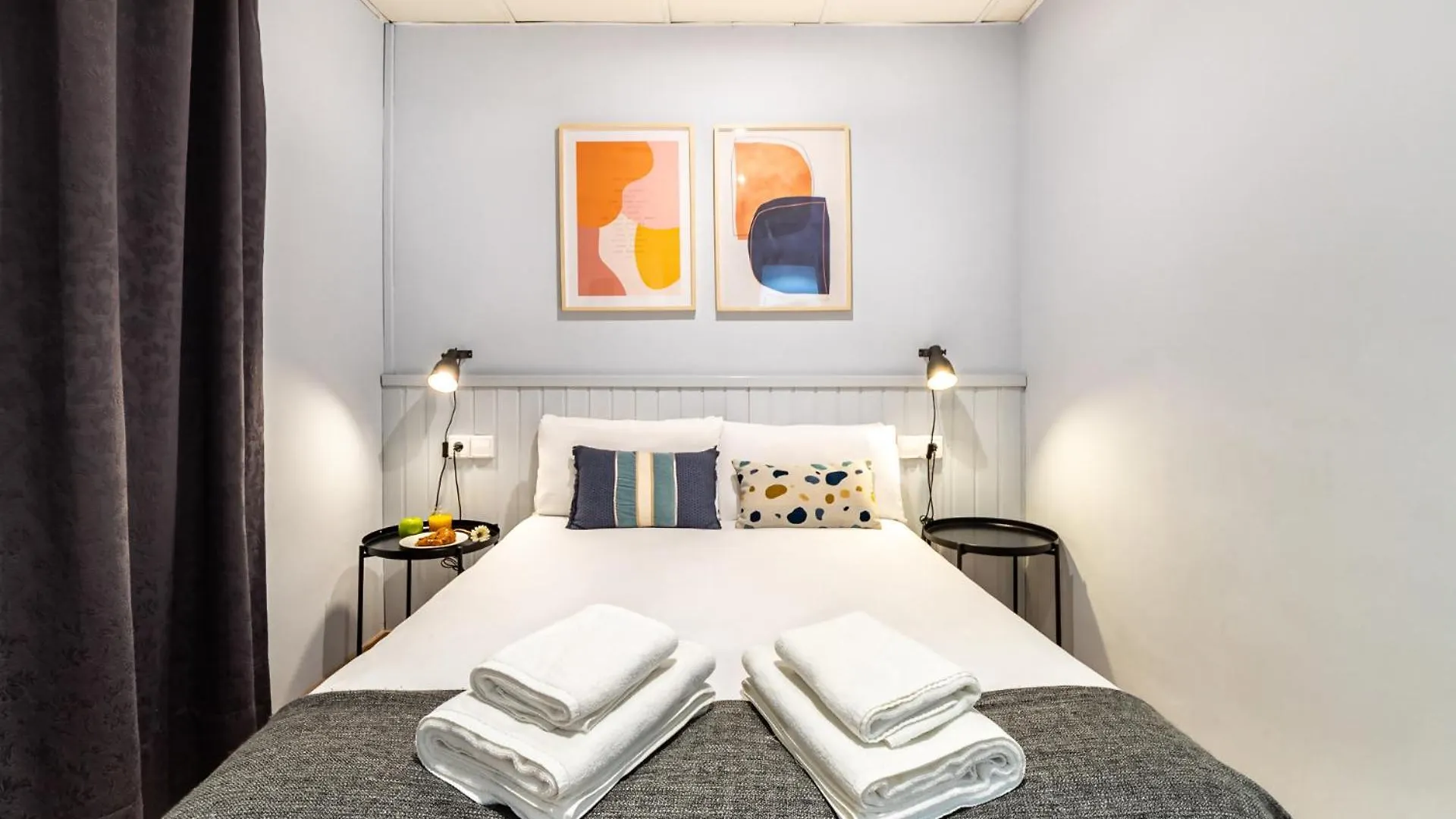 Flaugier Apartment Near Sagrada Familia Barcelona